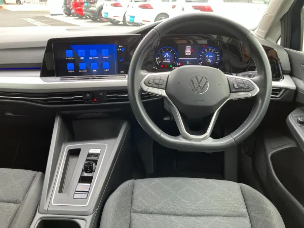 2023 Volkswagen Golf — photo 9 | Tuminion Kenya