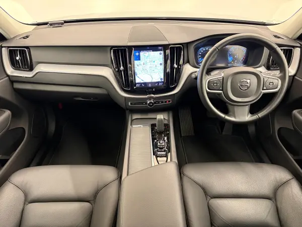 2020 Volvo Xc60 — photo 2 | Tuminion Kenya