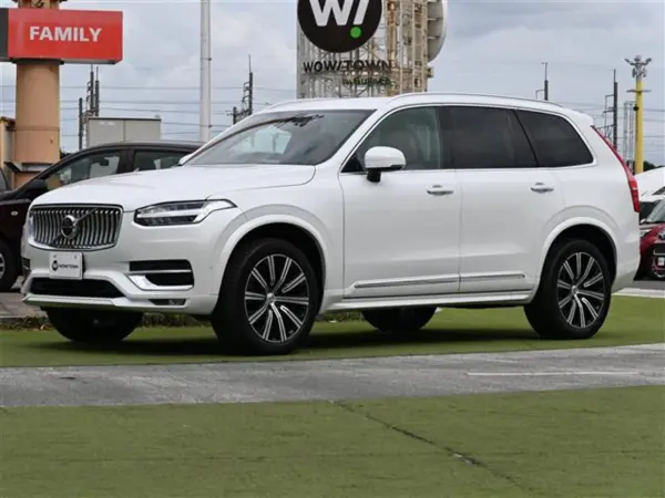 2021 Volvo Xc90 — photo 9 | Tuminion Kenya