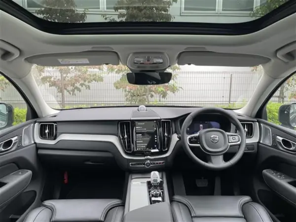 2025 Volvo Xc60 — photo 2 | Tuminion Kenya