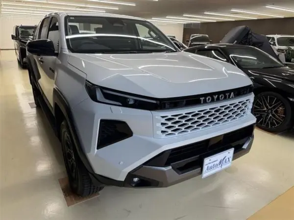 2026 Toyota Hilux — photo 3 | Tuminion Kenya