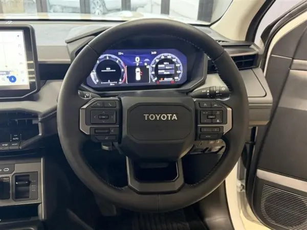 2026 Toyota Hilux — photo 9 | Tuminion Kenya