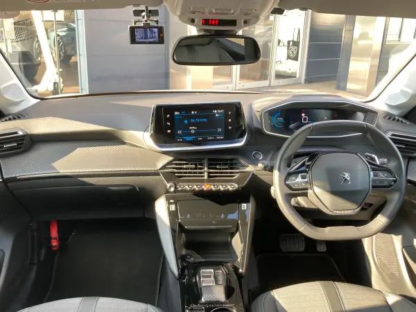 2023 Peugeot 208 — photo 2 | Tuminion Kenya