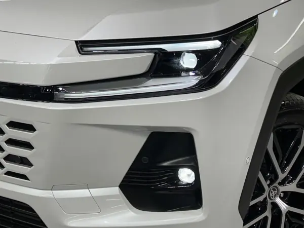 2026 Toyota  Rav4 — photo 8 | Tuminion Kenya