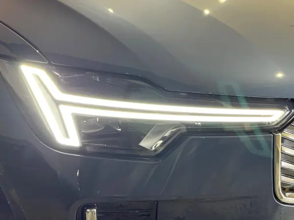 2025 Volvo Xc90 — photo 9 | Tuminion Kenya