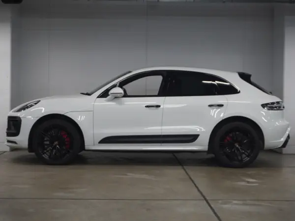 2022 Porsche Macan — photo 3 | Tuminion Kenya
