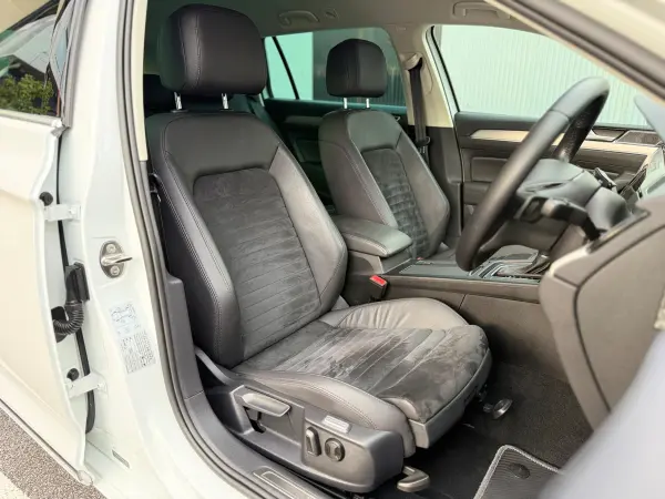2020 Volkswagen Passat — photo 9 | Tuminion Kenya