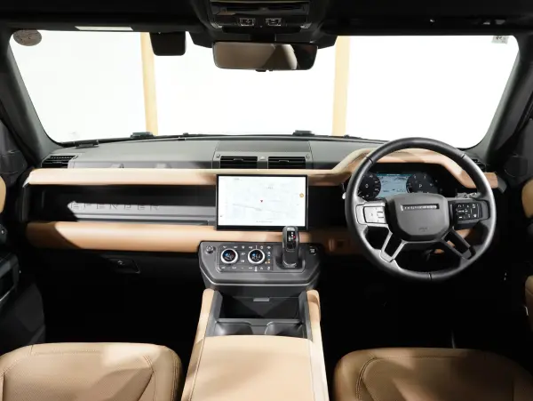 2025 Landrover Defender — photo 2 | Tuminion Kenya