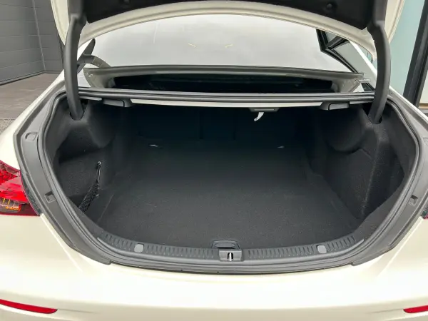 2021 Mercedes E Class — photo 7 | Tuminion Kenya