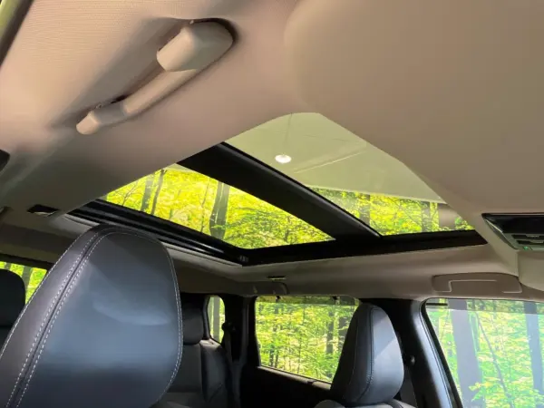 2024 Mitsubishi Outlander — photo 3 | Tuminion Kenya