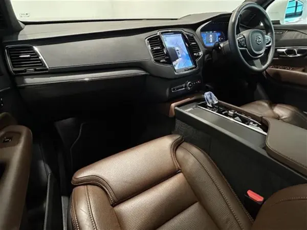 2023 Volvo Xc90 — photo 3 | Tuminion Kenya