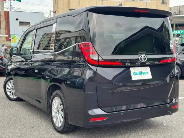 2022 Toyota Noah — photo 3 | Tuminion Kenya