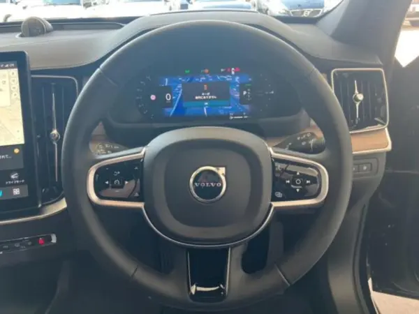 2026 Volvo Xc90 — photo 7 | Tuminion Kenya
