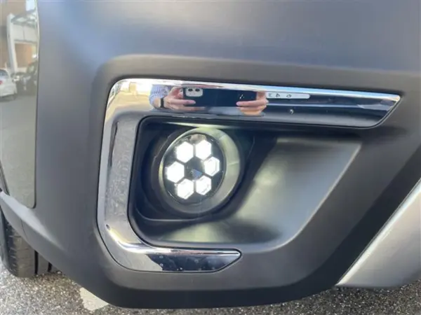 2022 Subaru Legacy Outback — photo 9 | Tuminion Kenya