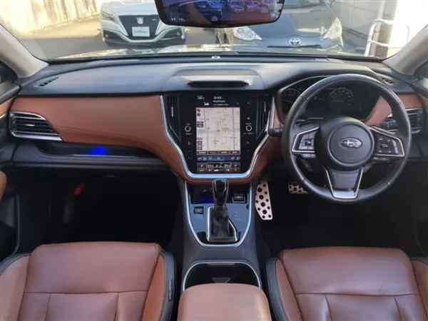 2022 Subaru Legacy Outback — photo 2 | Tuminion Kenya
