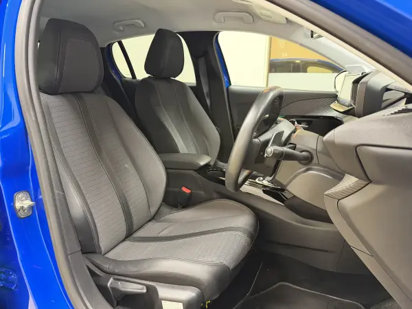2021 Peugeot 208 — photo 9 | Tuminion Kenya
