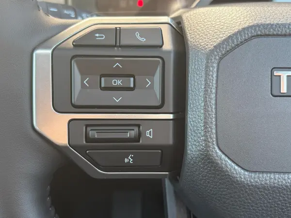 2025 Land Cruiser 250 — photo 9 | Tuminion Kenya