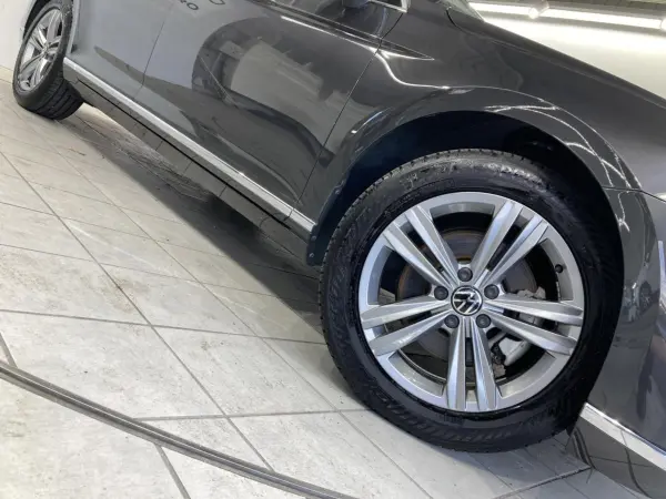 2021 Volkswagen Passat — photo 8 | Tuminion Kenya