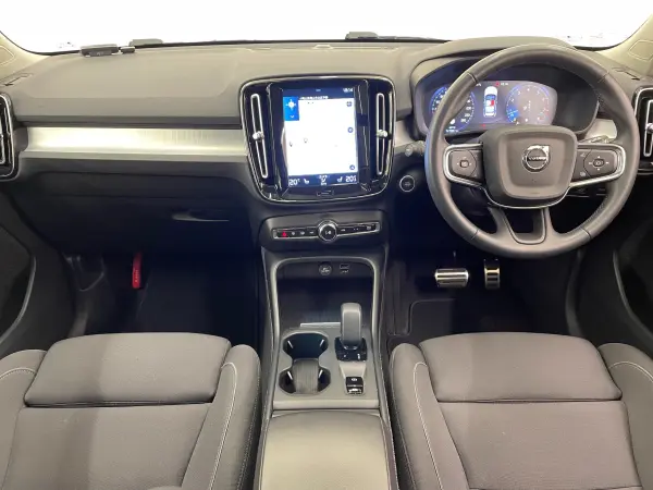 2021 Volvo Xc40 — photo 2 | Tuminion Kenya