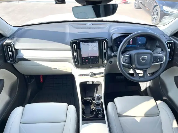 2025 Volvo Xc40 — photo 2 | Tuminion Kenya