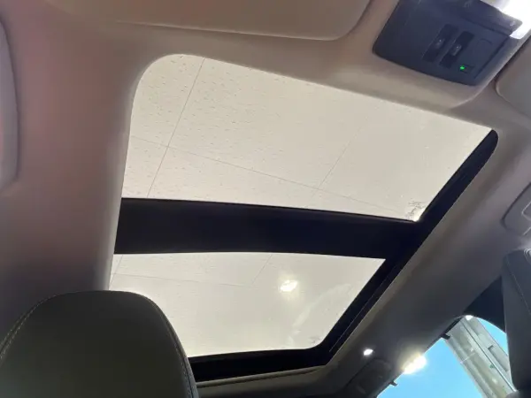 2022 Mitsubishi Outlander — photo 3 | Tuminion Kenya