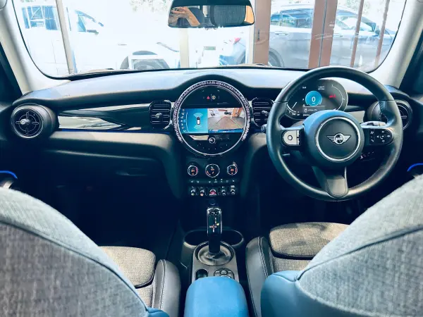 2023 Mini Cooper — photo 2 | Tuminion Kenya