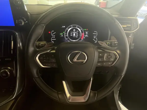 2024 Lexus Lx — photo 9 | Tuminion Kenya