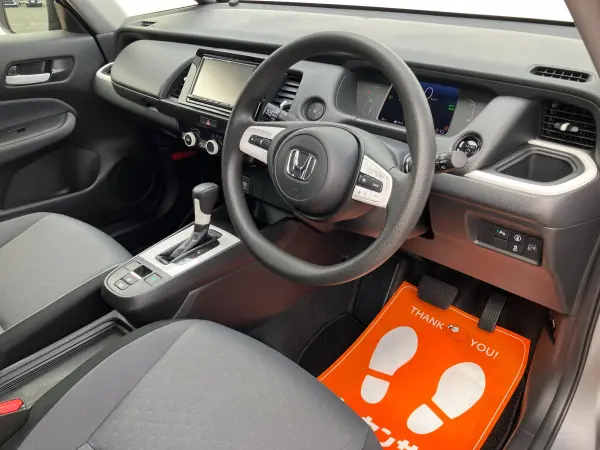 2021 Honda Fit — photo 7 | Tuminion Kenya