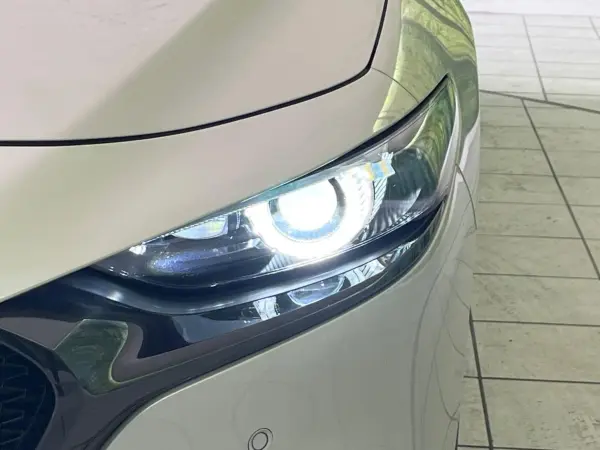 2025 Mazda 3 Fastback — photo 8 | Tuminion Kenya