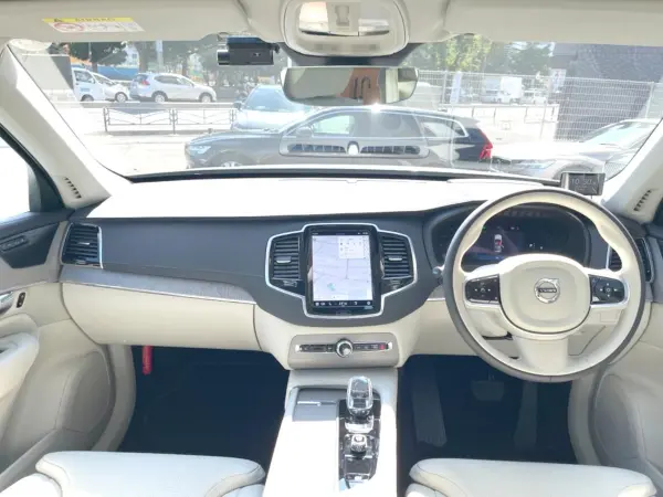 2025 Volvo Xc90 — photo 2 | Tuminion Kenya