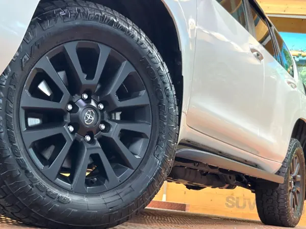 2023 Toyota Landcruiser Prado — photo 9 | Tuminion Kenya