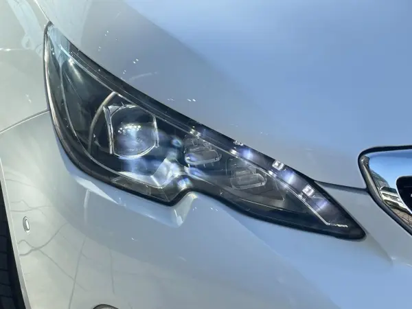 2020 Peugeot 308 — photo 8 | Tuminion Kenya