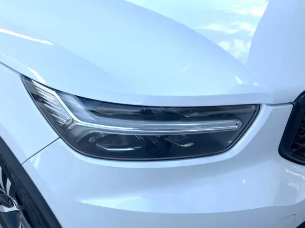2022 Volvo Xc40 — photo 9 | Tuminion Kenya