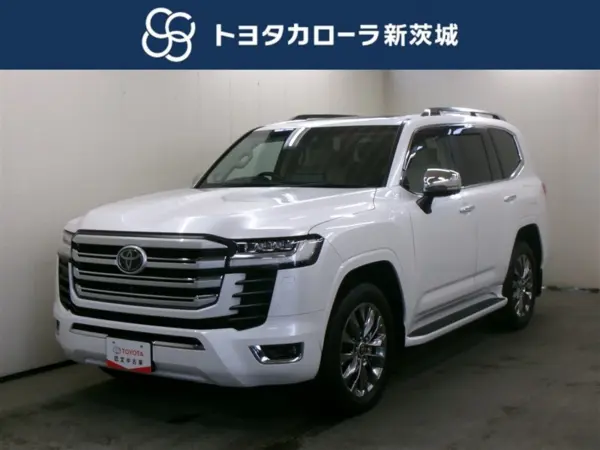 2023 Toyota Landrcuiser 300 — photo 1