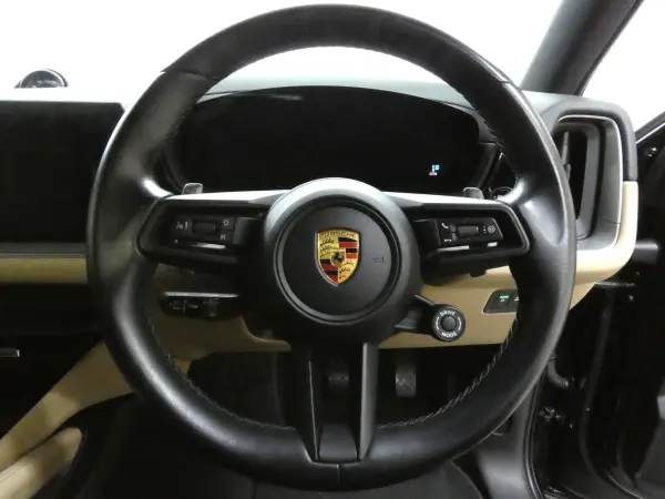 2024 Porsche Cayenne — photo 7 | Tuminion Kenya