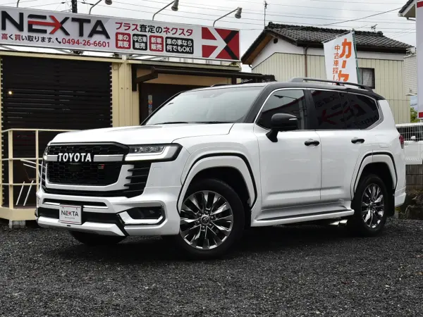 2024 Toyota Landrcuiser 300 — photo 9 | Tuminion Kenya