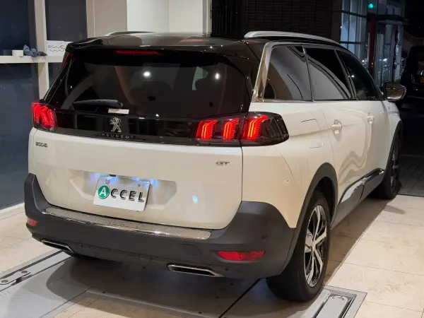 2021 Peugeot 5008 — photo 2 | Tuminion Kenya