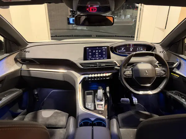 2021 Peugeot 5008 — photo 3 | Tuminion Kenya