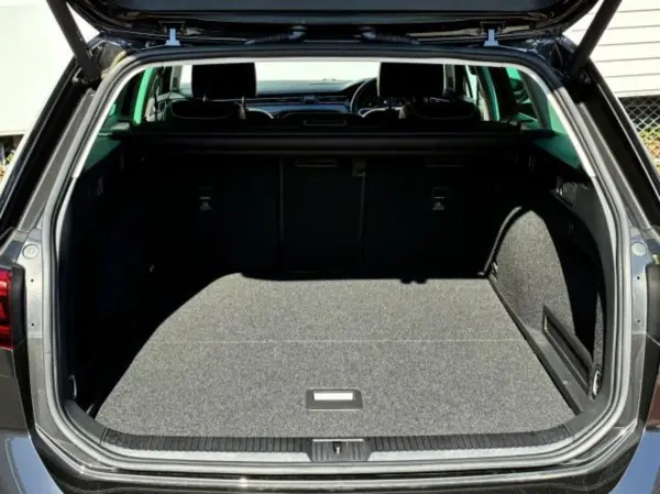 2022 Volkswagen Passat — photo 7 | Tuminion Kenya