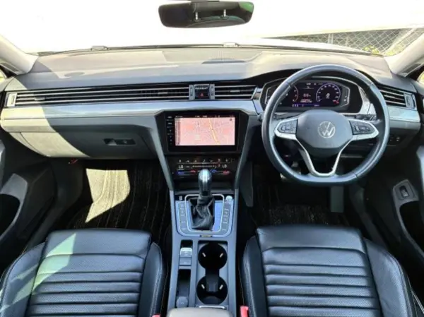 2022 Volkswagen Passat — photo 8 | Tuminion Kenya