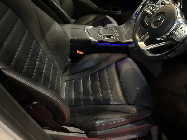2021 Mercedes-benz Glc — photo 9 | Tuminion Kenya