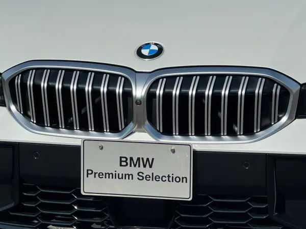 2025 Bmw 3 Series — photo 1