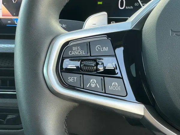 2025 Bmw 3 Series — photo 9 | Tuminion Kenya