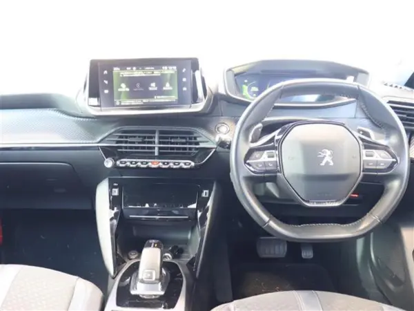 2020 Peugeot 2008 — photo 8 | Tuminion Kenya