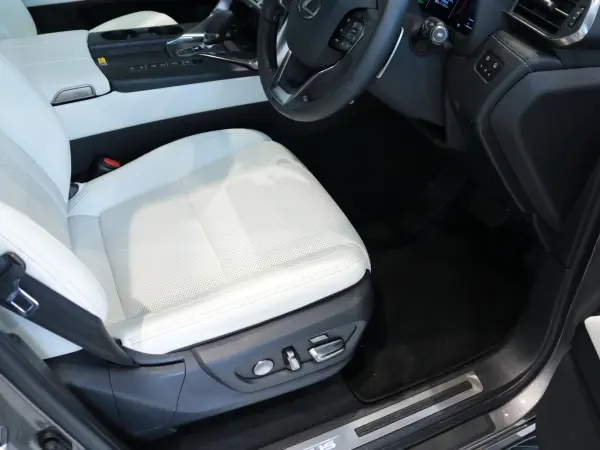 2025 Lexus Lx — photo 9 | Tuminion Kenya
