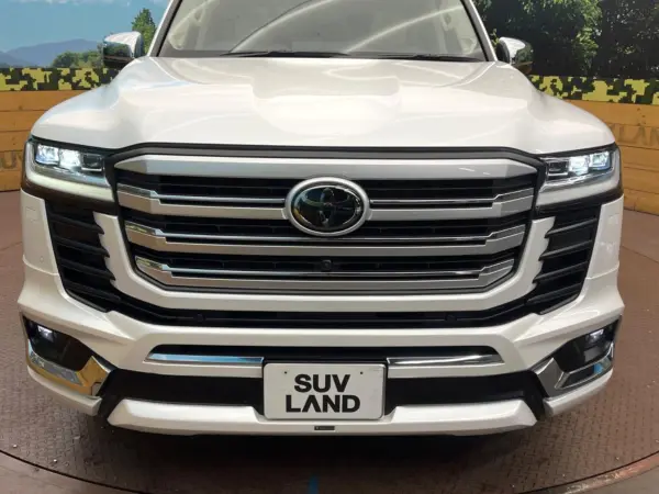 2023 Toyota Landrcuiser 300 — photo 7 | Tuminion Kenya