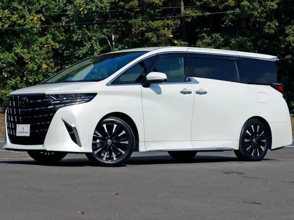 2023 Toyota Alphard — photo 3 | Tuminion Kenya