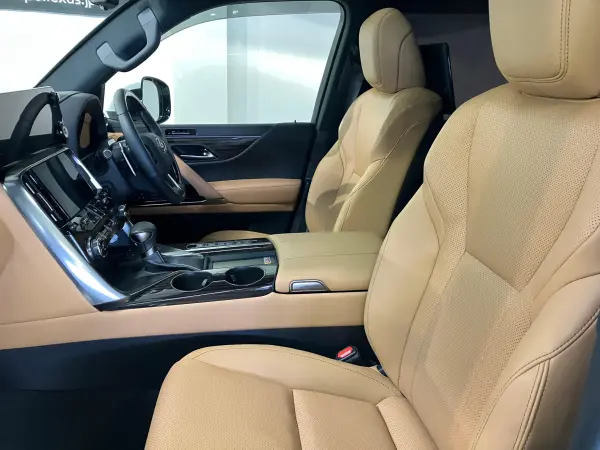 2025 Lexus Lx — photo 8 | Tuminion Kenya