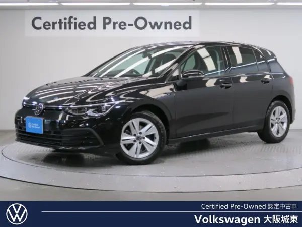 2021 Volkswagen Golf — photo 1