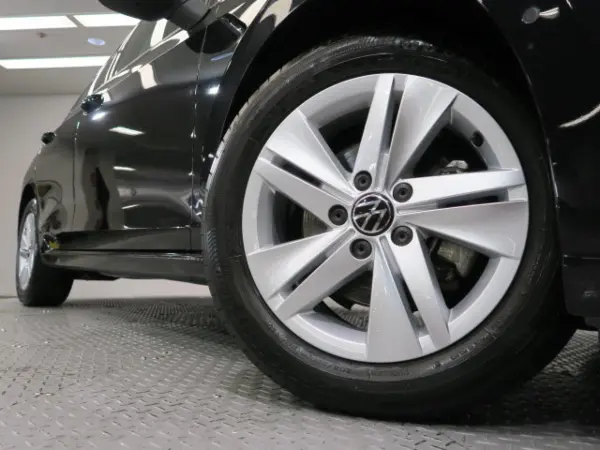 2021 Volkswagen Golf — photo 8 | Tuminion Kenya